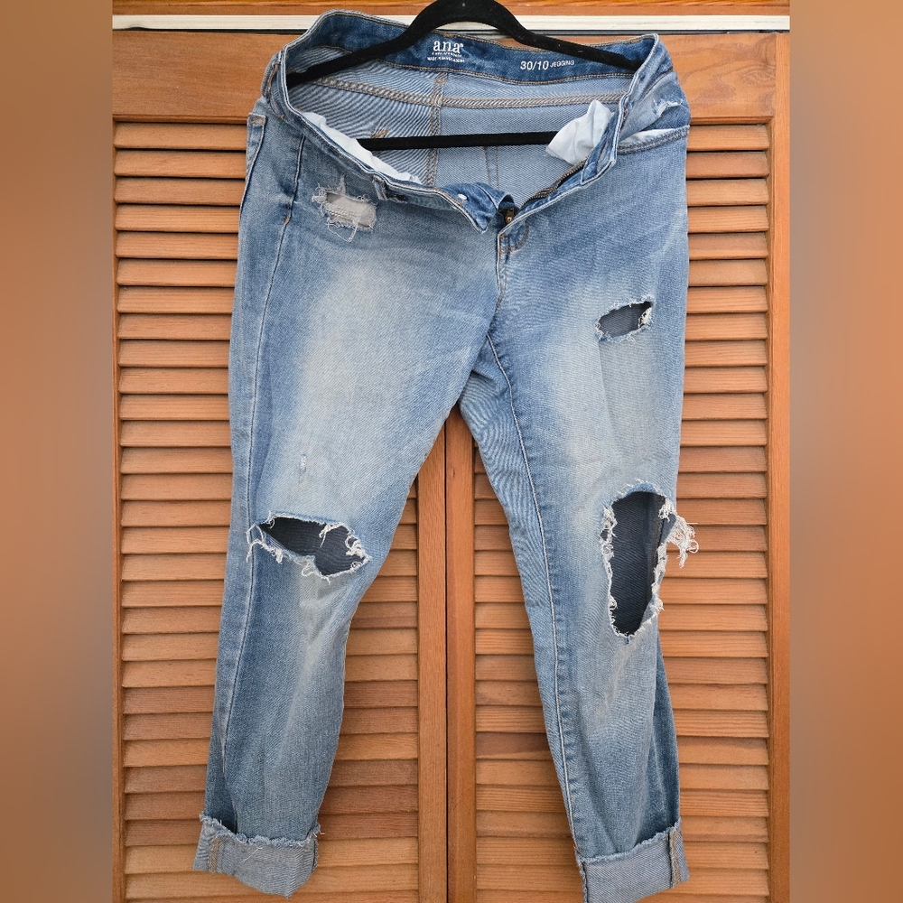 a.n.a Blue Distressed Women's Jeggings